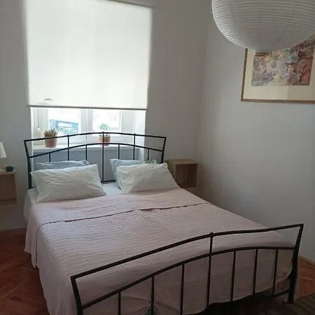 Casa Di Nonna Pina, Kuca U Blizini Arene Pula